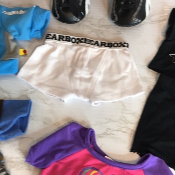 Build a bear BAB brown teddy bear plush with soccer shoes and outfits bundle - Picture 5 of 14